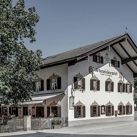 ホテル Schneiderwirt Nußdorf am Inn エクステリア 写真