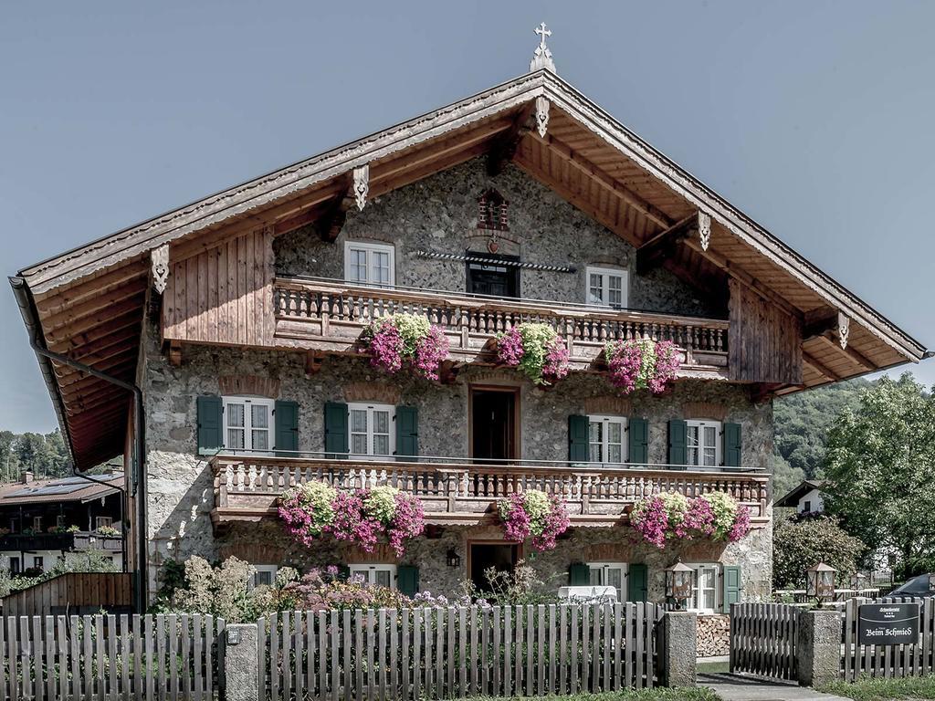 ホテル Schneiderwirt Nußdorf am Inn エクステリア 写真